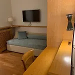 Отель Lolli Palace 3*