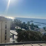Отель Lolli Palace